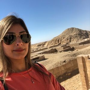 Meet your Posher, Ambreen